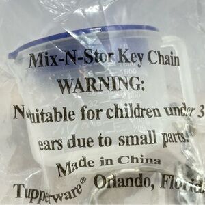 Tupperware Mix-N-Stor Keychain with Blue Lid
